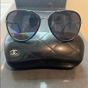 Chanel Aviator sunglasses polarized lenses